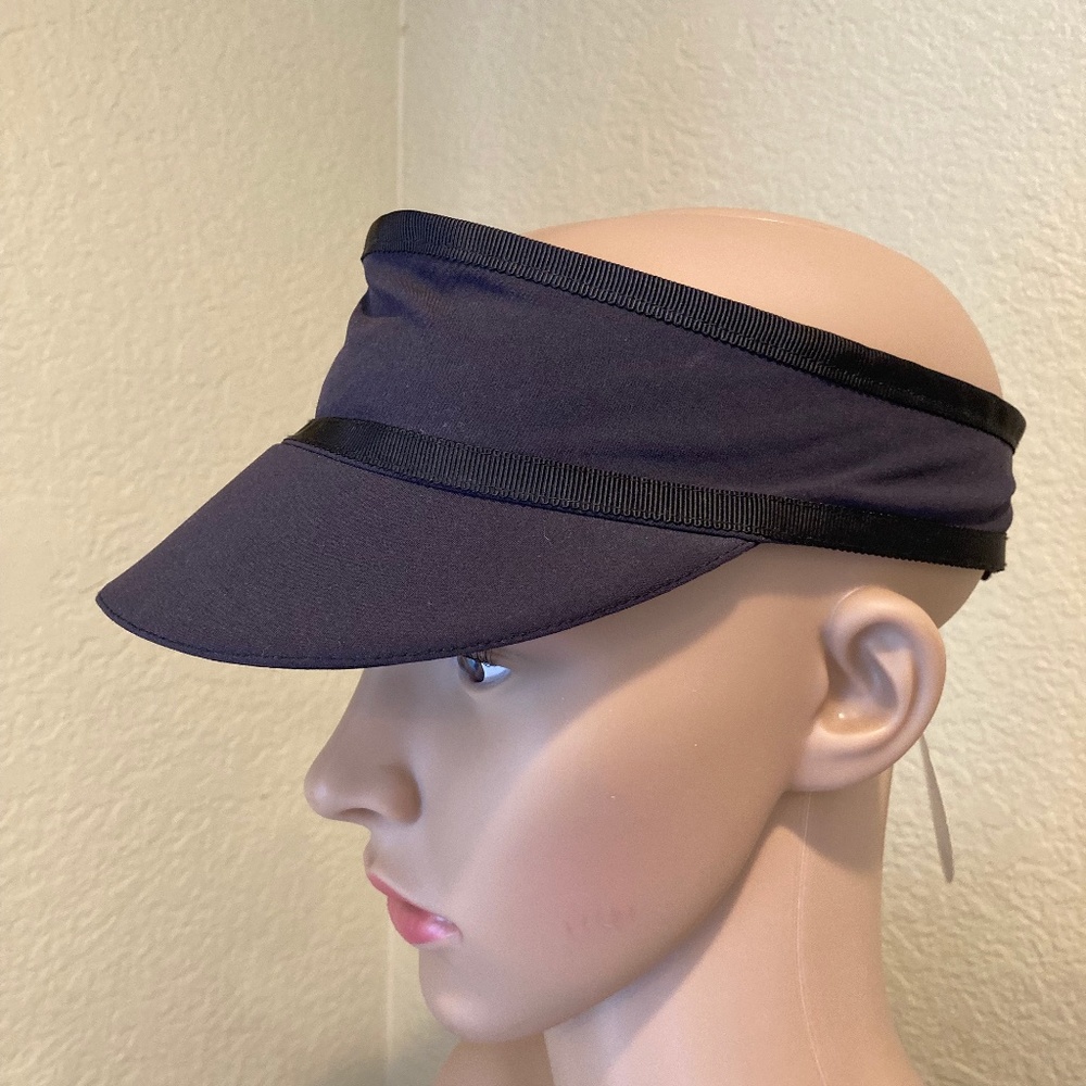 Lululemon "Perfect Pace Visor" NWT (Sz OS)